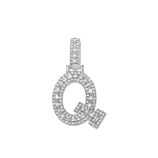 925 Sterling Silver Cz Initial Letter Pendant "Q"